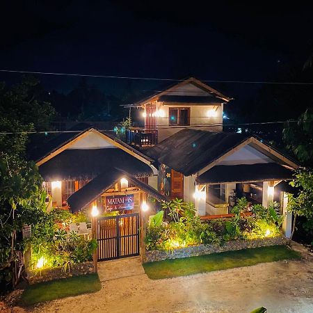 Matam-Is Cafe & Homestay General Luna  Exterior photo
